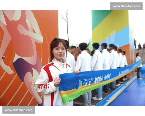 小镇运动会开跑：在汗水中拥抱美好生活